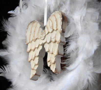 Andělská křídla - závěsný věnec