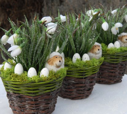 Jarní dekorace se sněženkami