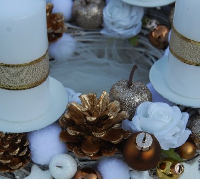 Luxusní adventní věnec do zlatova
