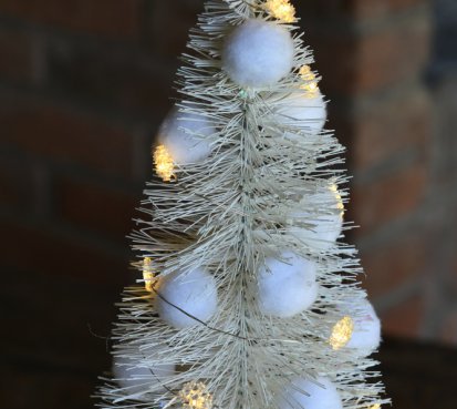Vánoční svítící strom
