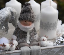 Adventní vánoční dekorace do stříbrna