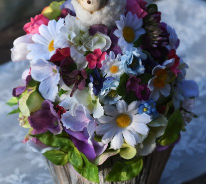 Jarní dekorace s ovečkou