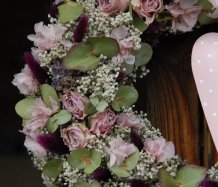 Luxusní věnec ze sušených květin s eukalyptem