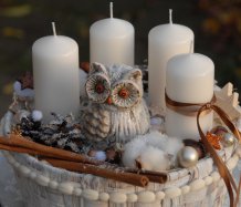 Adventní dekorace s moudrou sovou