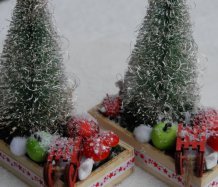 Vánoční stromeček se sáňkami