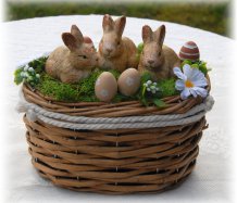 Jarní dekorace se zajíčky "ušáčky"