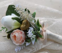 Svatební kytice z dokonalých umělých květin