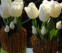 Jarní dekorace..."Tulipány v proutí"