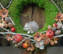 Podzimní věnec s ježečkem 