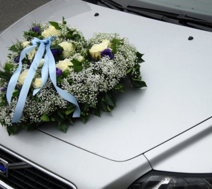 Výzdoba svatebního auta - autocorso