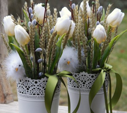 Jarní tulipány v krajce