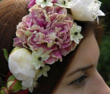 Květinová svatební čelenka ve stylu vintage