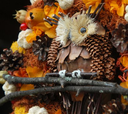 Podzimní věnec s moudrou sovou