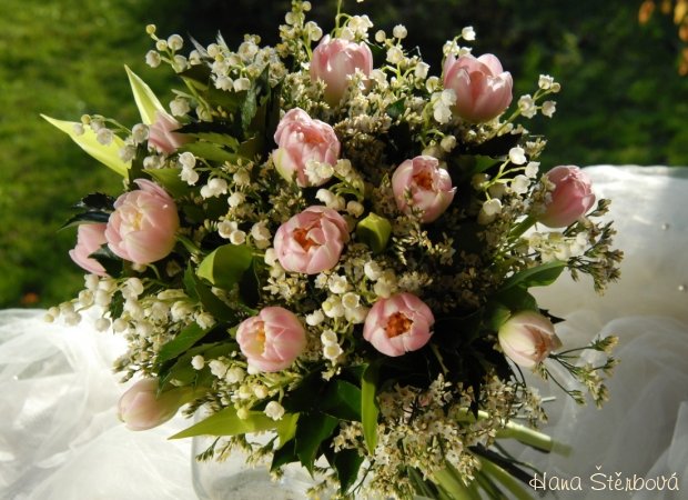 Jarní svatební květiny