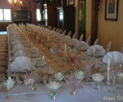 Svatební stoly