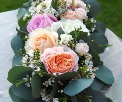 Svatba v lososových tónech