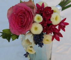 Fialovo růžová svatba