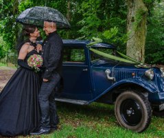 Svatba netradičně v černém