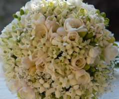 Jemná jarní svatba