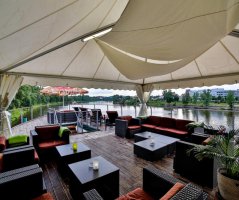 Svatba na lodi Rohan Boat Prague