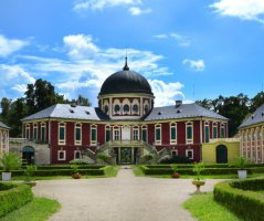 Svatba na zámku Veltrusy