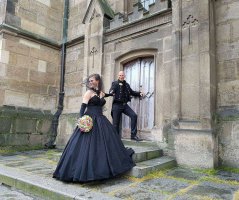 Svatba netradičně v černém