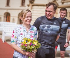 Svatba na kolech v Průhonicích