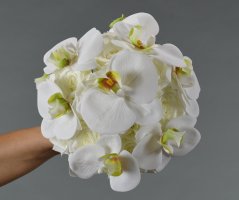 Svatební kytice s orchidejemi