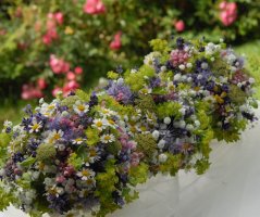 Luční svatba v zahradě