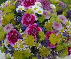 Luční svatba na louce